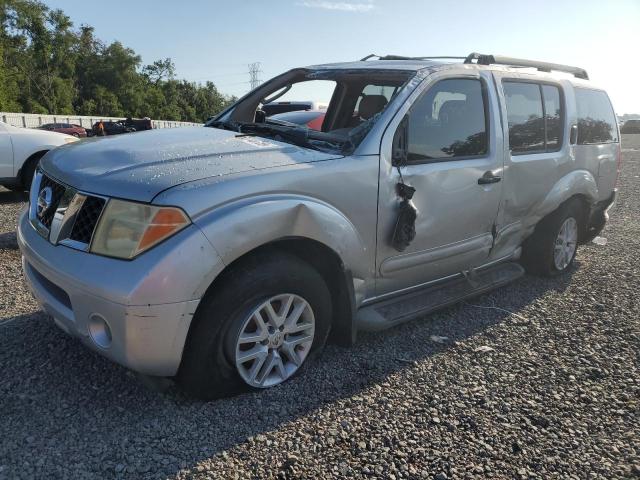 5N1AR18U56C640523 - 2006 NISSAN PATHFINDER LE 银色 照片 1