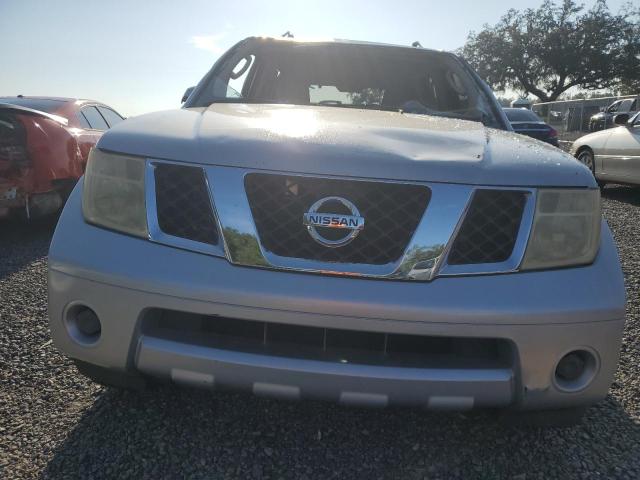 5N1AR18U56C640523 - 2006 NISSAN PATHFINDER LE 银色 照片 5