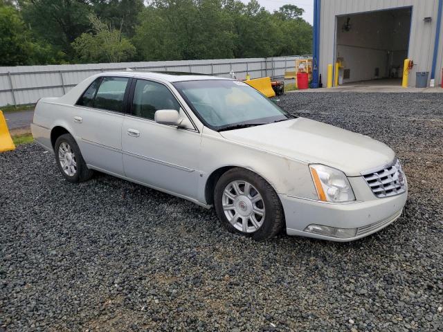 1G6KD5EY7AU105642 - 2010 CADILLAC DTS LUXURY COLLECTION WHITE photo 4