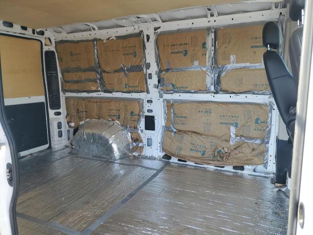 3C6TRVAG9KE522574 - 2019 RAM PROMASTER 1500 STANDARD Белый фото 11