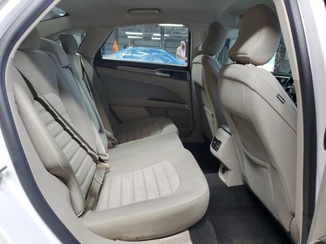 3FA6P0LU5JR172293 - 2018 FORD FUSION SE HYBRID WHITE photo 10