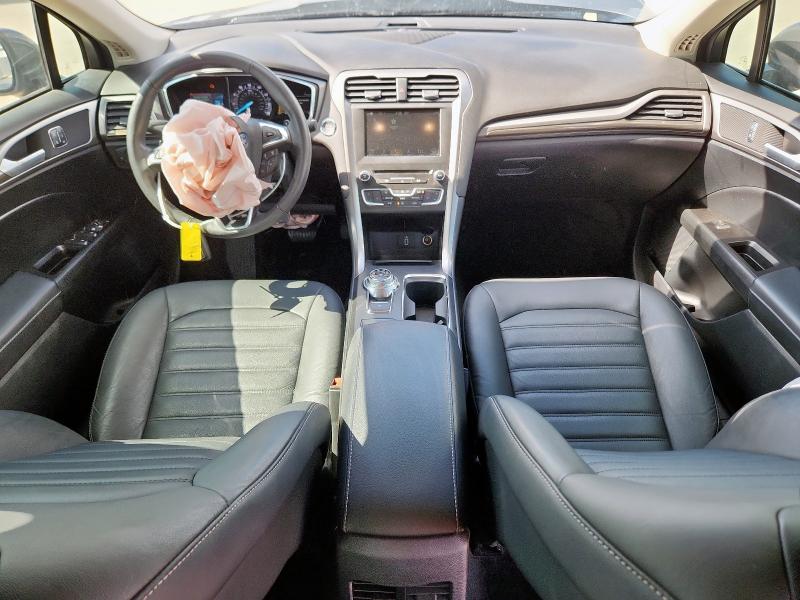 3FA6P0HD9JR186366 - 2018 FORD FUSION SE GRAY photo 8
