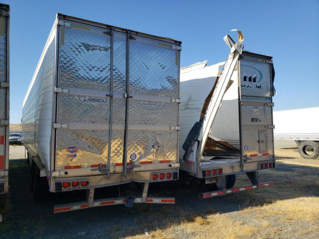 1UYVS2539GU533807 - 2016 UTILITY VS2RA Սպիտակ լուսանկար 3