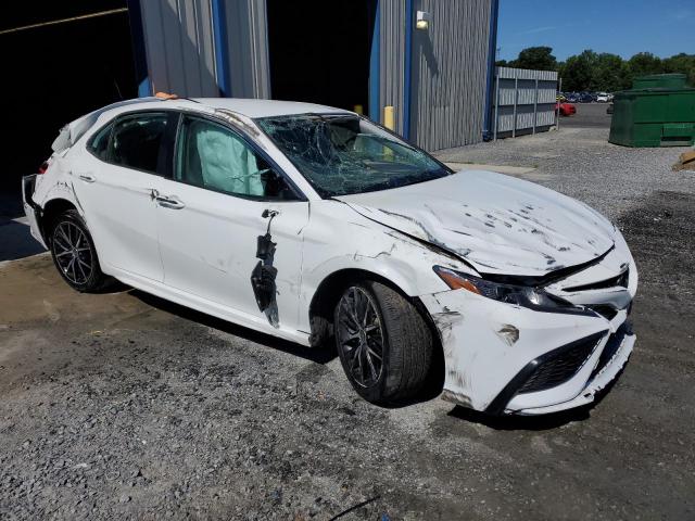 4T1G11AK7PU796312 - 2023 TOYOTA CAMRY SE NIGHT SHADE WHITE photo 4