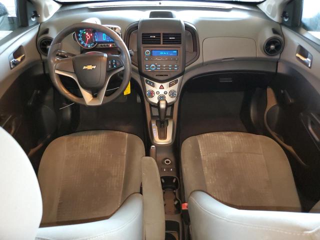 1G1JA5SH4D4245621 - 2013 CHEVROLET SONIC LS Qara foto 8