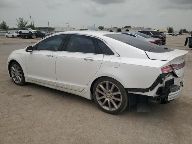 3LN6L2G99FR613658 - 2015 LINCOLN MKZ WHITE photo 2
