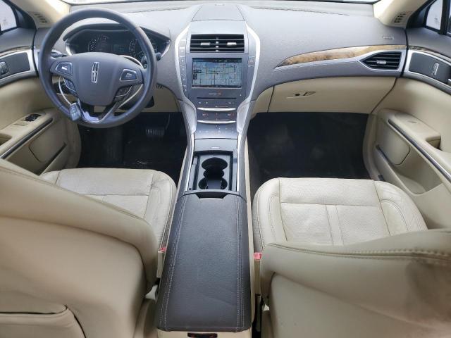 3LN6L2G99FR613658 - 2015 LINCOLN MKZ WHITE photo 8