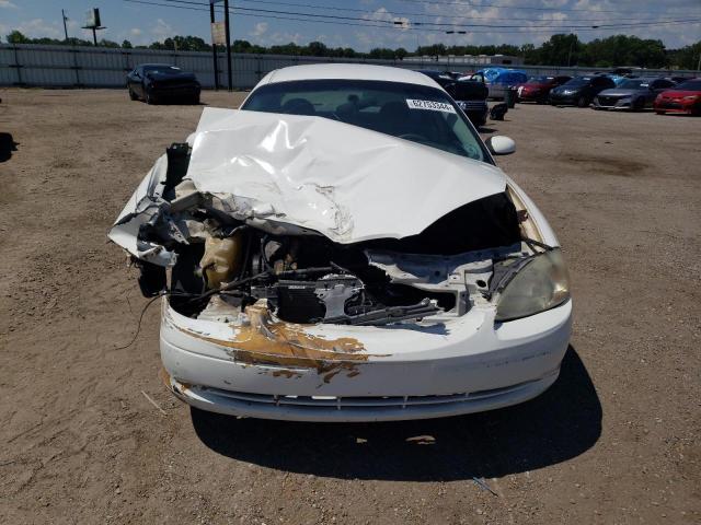 1FAFP53U23A101434 - 2003 FORD TAURUS SE WHITE photo 5