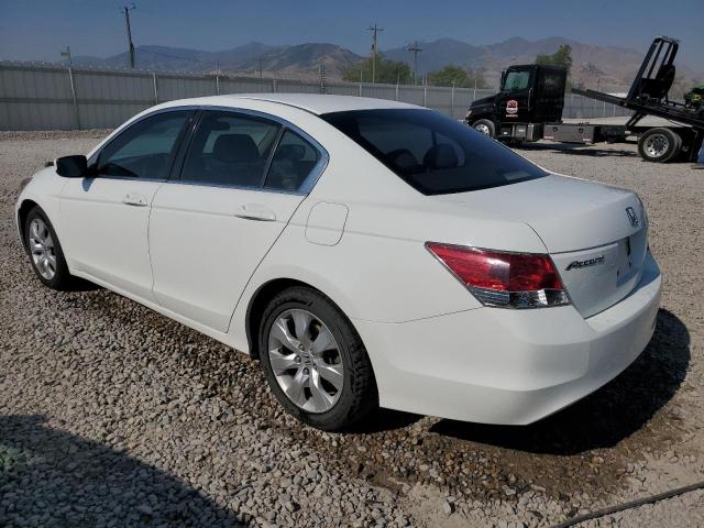 JHMCP26718C027810 - 2008 HONDA ACCORD EX WHITE photo 2