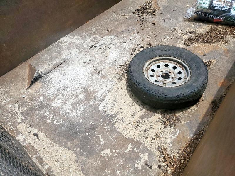 00000000000000000 - 2000 UTILITY UTILITY TR 黑色 照片 4