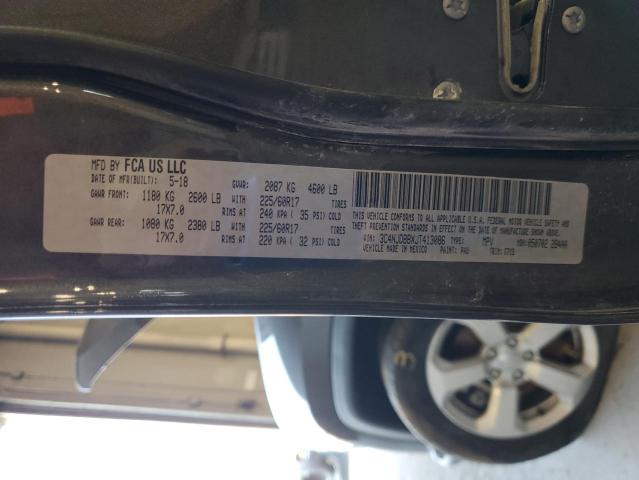 3C4NJDBBXJT413086 - 2018 JEEP COMPASS LATITUDE GRAY photo 13