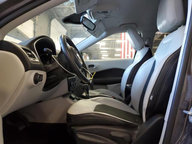 3C4NJDBBXJT413086 - 2018 JEEP COMPASS LATITUDE GRAY photo 7