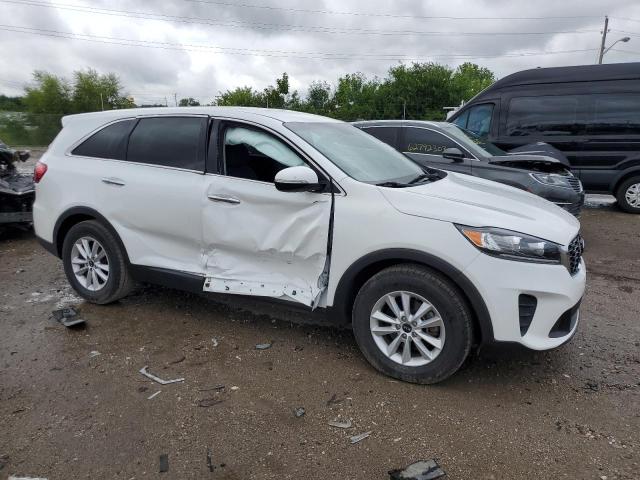 5XYPG4A59LG634675 - 2020 KIA SORENTO S WHITE photo 4