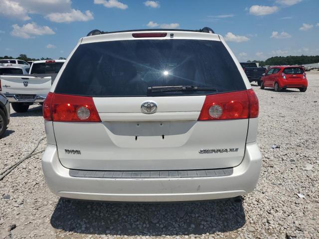 5TDZK22C79S249166 - 2009 TOYOTA SIENNA XLE WHITE photo 6