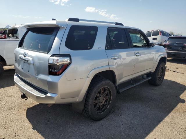 JTEZU5JR1K5209707 - 2019 TOYOTA 4RUNNER SR5 SILVER photo 3