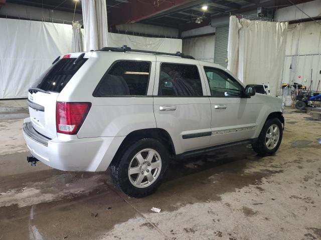 1J8GS48K19C513722 - 2009 JEEP GRAND CHEROKEE LAREDO SILVER photo 3