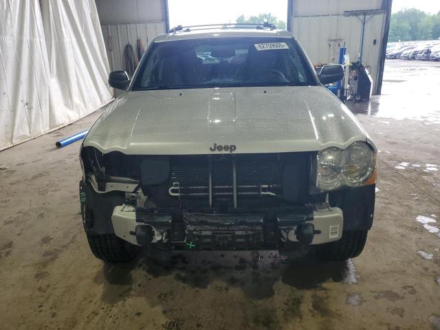 1J8GS48K19C513722 - 2009 JEEP GRAND CHEROKEE LAREDO SILVER photo 5