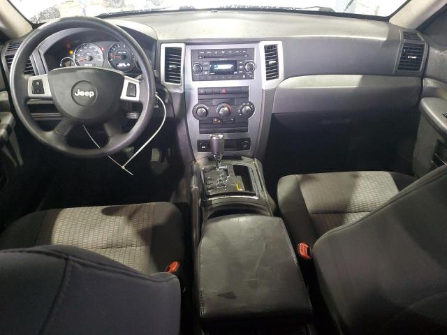 1J8GS48K19C513722 - 2009 JEEP GRAND CHEROKEE LAREDO SILVER photo 8