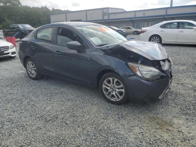 3MYDLBYVXJY303025 - 2018 TOYOTA YARIS IA ნაცრისფერი ფოტო 4