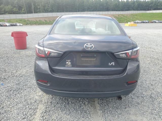 3MYDLBYVXJY303025 - 2018 TOYOTA YARIS IA ნაცრისფერი ფოტო 6