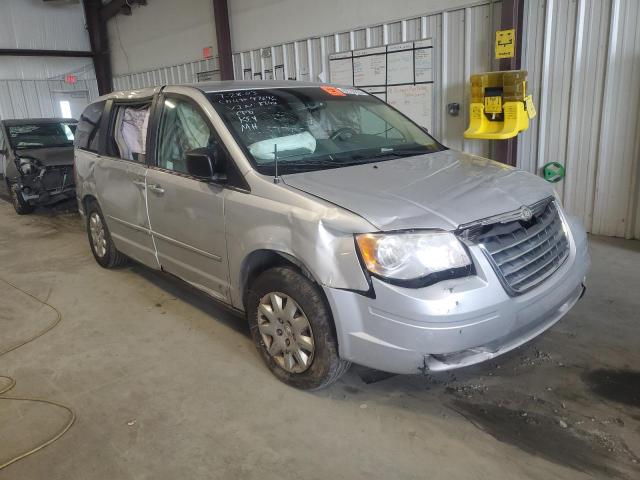 2A4RR4DE8AR228842 - 2010 CHRYSLER TOWN & COU LX SILVER photo 4