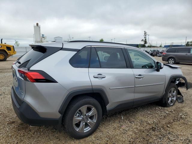 2T3P1RFV6RC480056 - 2024 TOYOTA RAV4 XLE SILVER photo 3