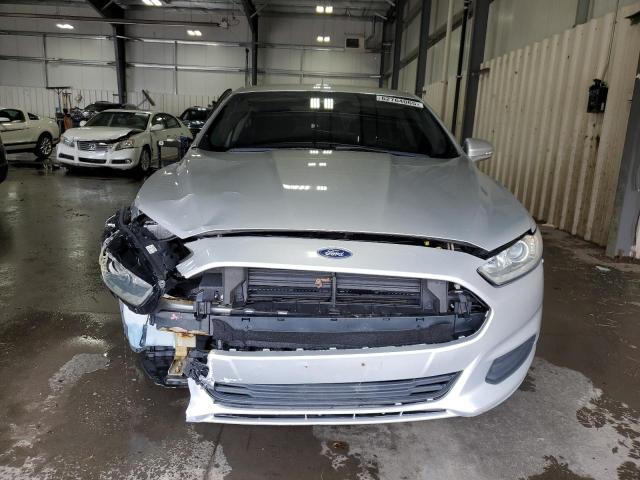 3FA6P0H74GR208020 - 2016 FORD FUSION SE SILVER photo 5