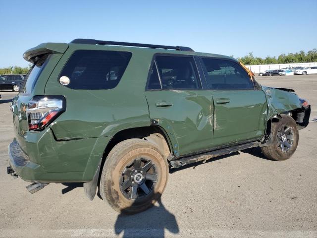 JTETU5JR4N6070970 - 2022 TOYOTA 4RUNNER TRAIL GREEN photo 3