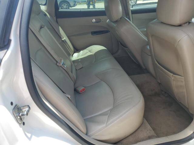 2G4WD582481190110 - 2008 BUICK LACROSSE CXL WHITE photo 10