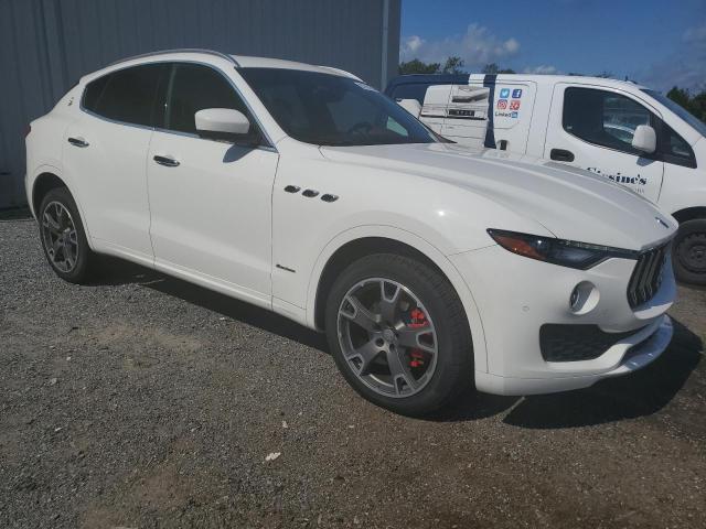 ZN661XUL5JX295964 - 2018 MASERATI LEVANTE LUXURY WHITE photo 4