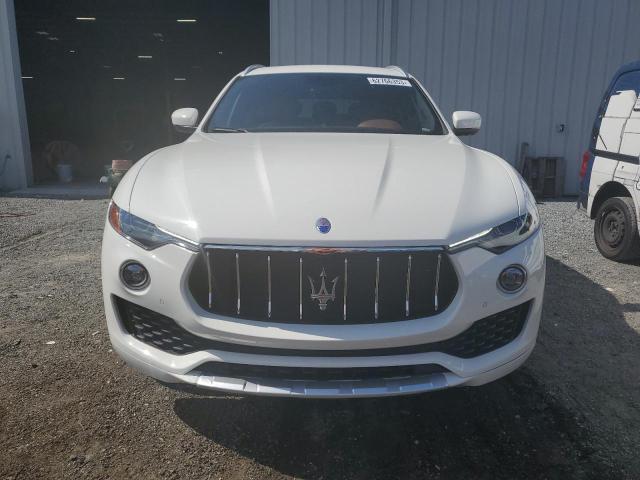 ZN661XUL5JX295964 - 2018 MASERATI LEVANTE LUXURY WHITE photo 5