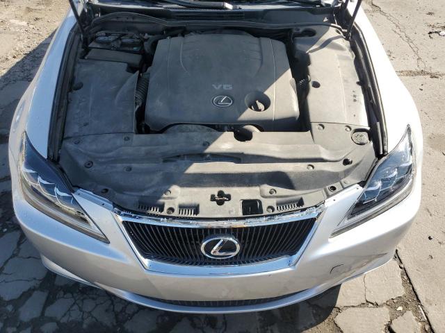 JTHCK262882023035 - 2008 LEXUS IS 250 SILVER photo 11