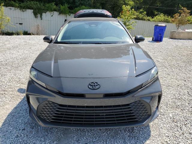 4T1DAACK5SU574991 - 2025 TOYOTA CAMRY XSE 石墨色 照片 5