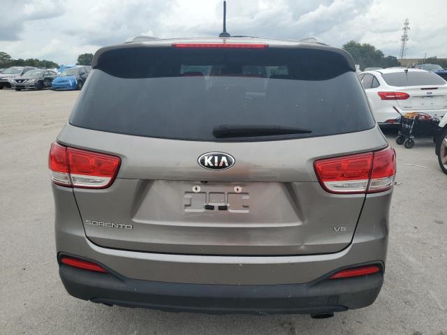 5XYPG4A58HG289825 - 2017 KIA SORENTO LX GRAY photo 6