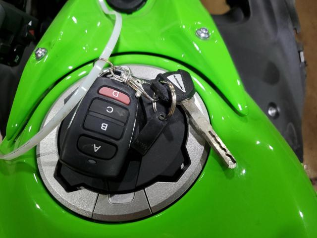 ML5EXER13PDAB1161 - 2023 KAWASAKI EX650 R GREEN photo 8