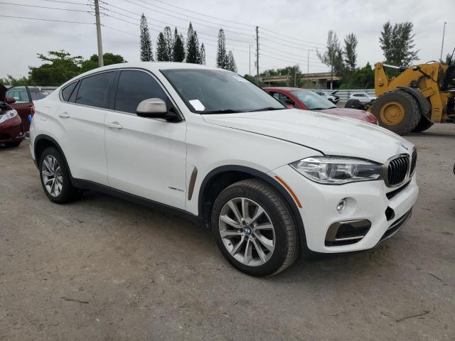 5UXKU0C5XJ0G80500 - 2018 BMW X6 SDRIVE35I თეთრი ფოტო 4
