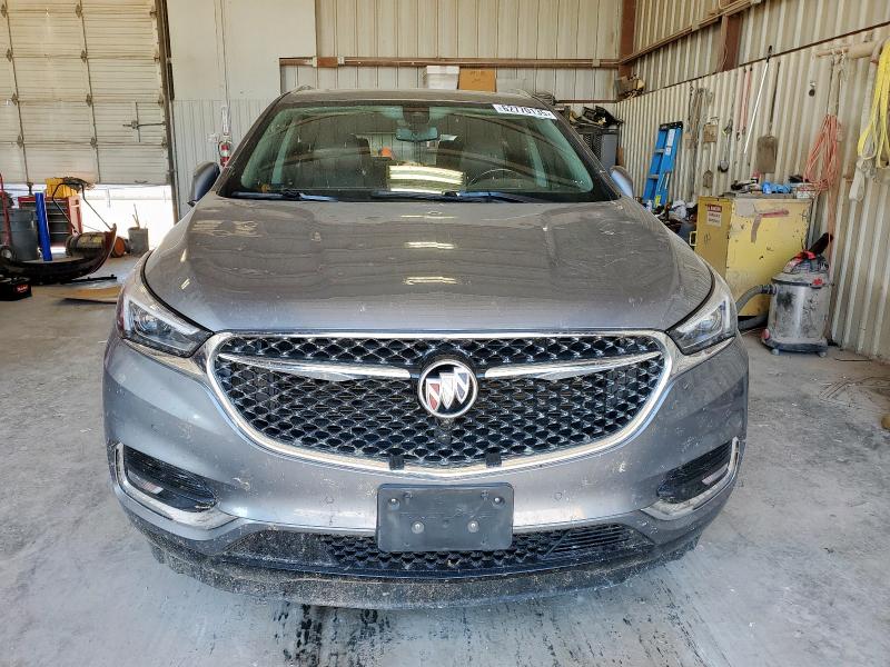 5GAERDKW8JJ258249 - 2018 BUICK ENCLAVE AVENIR GRAY photo 5