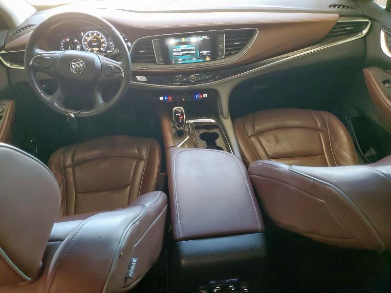 5GAERDKW8JJ258249 - 2018 BUICK ENCLAVE AVENIR GRAY photo 8