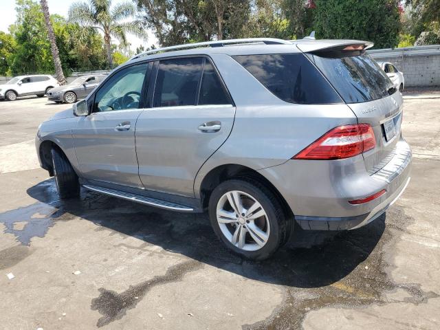 4JGDA5HBXEA308291 - 2014 MERCEDES-BENZ ML 350 4MATIC GRAY photo 2