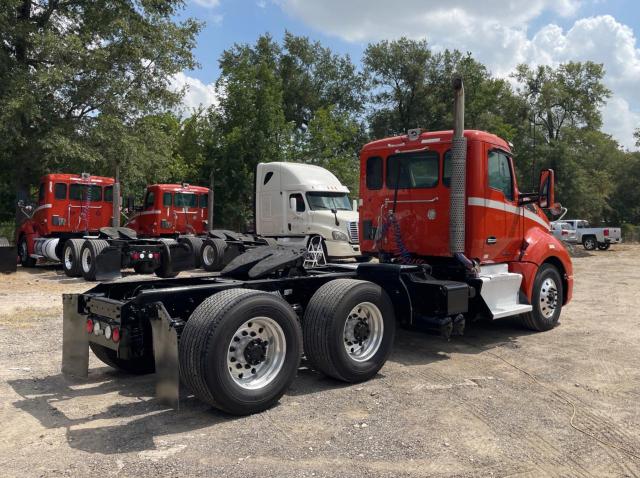 1XKYD48X6FJ439999 - 2015 KENWORTH CONSTRUCTI T680 ORANGE photo 4