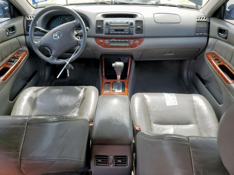 JTDBF32K820005599 - 2002 TOYOTA CAMRY LE BLACK photo 8