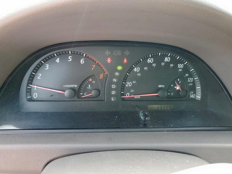 JTDBF32K820005599 - 2002 TOYOTA CAMRY LE BLACK photo 9