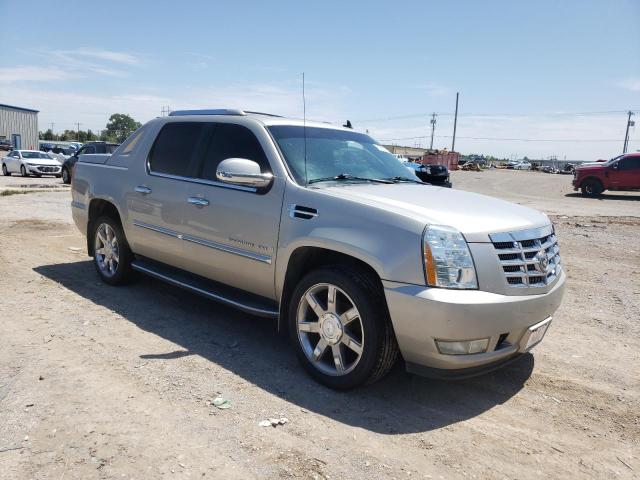 3GYFK62888G216559 - 2008 CADILLAC ESCALADE EXT SILVER photo 4