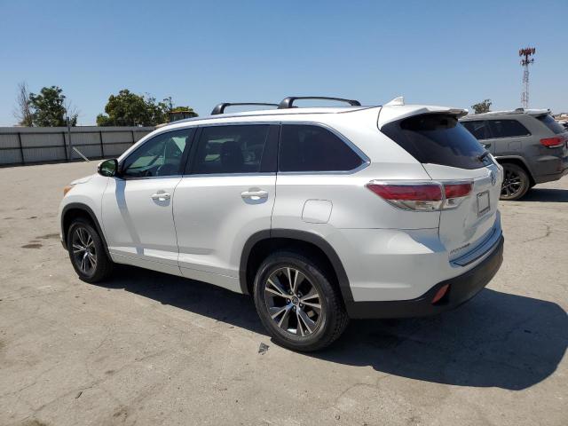 5TDKKRFH6GS176711 - 2016 TOYOTA HIGHLANDER XLE WHITE photo 2
