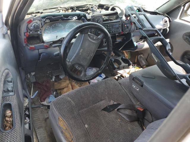 1B7KC23Z0WJ247902 - 1998 DODGE RAM 2500 WHITE photo 8