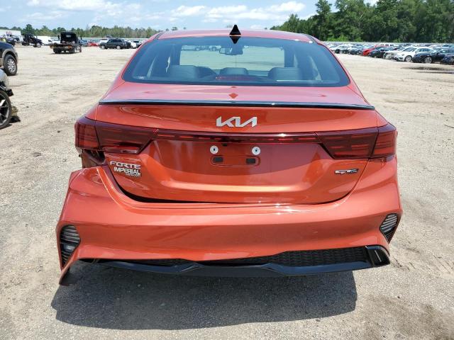 3KPF54AD1NE469407 - 2022 KIA FORTE GT LINE ORANGE photo 6