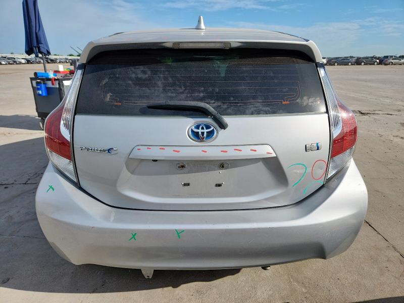 JTDKDTB34G1121821 - 2016 TOYOTA PRIUS C ვერცხლისფერი ფოტო 6