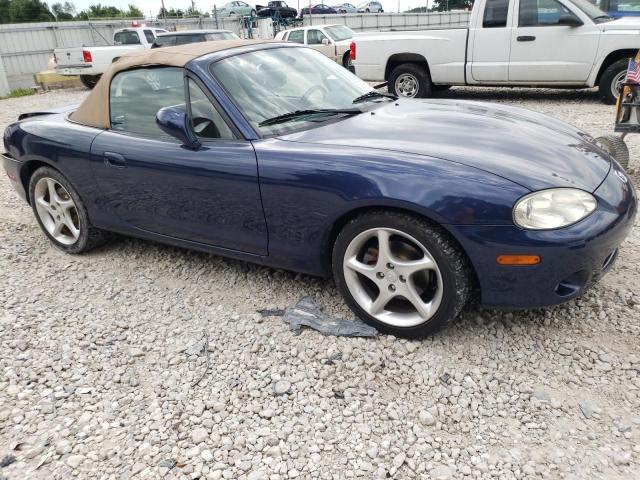 JM1NB353310200117 - 2001 MAZDA MX-5 MIATA BASE BLUE photo 4