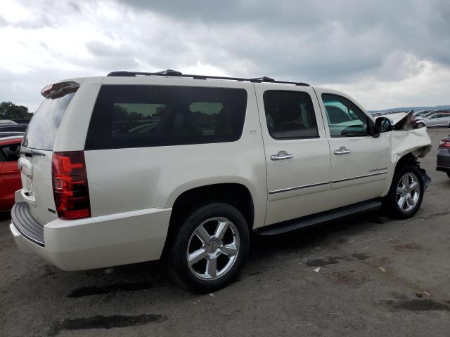 1GNSKKE30BR331281 - 2011 CHEVROLET SUBURBAN K1500 LTZ WHITE photo 3