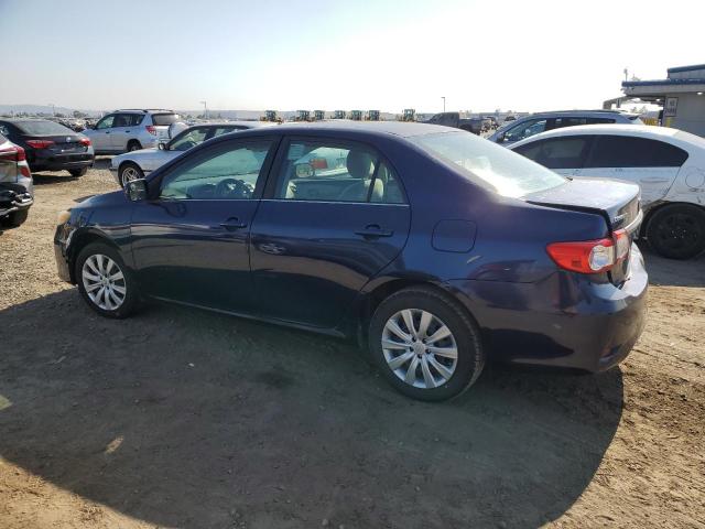 5YFBU4EE5DP153901 - 2013 TOYOTA COROLLA BASE Blau Foto 2